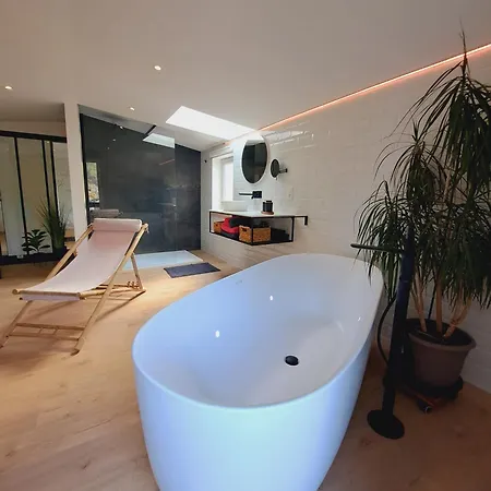 Two Sister's La-Roche-en-Ardenne