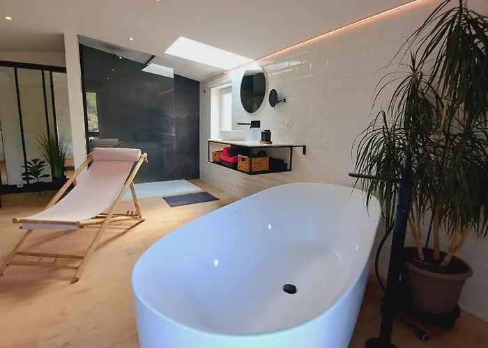 Two Sister's 拉罗什-阿登